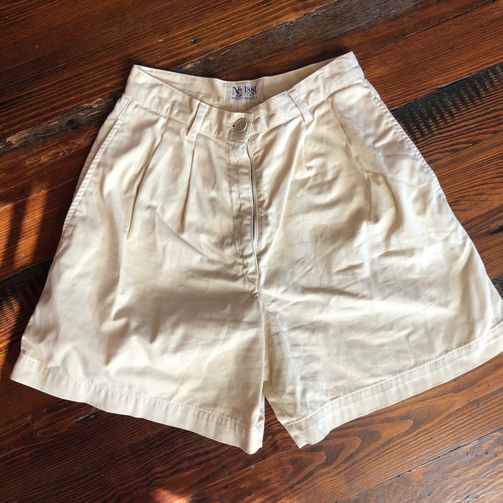 Vintage high waisted shorts